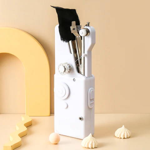 Sewing Machine – detail 2